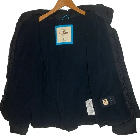 15. Hollister Black Winter Puffer Jacket Size Large Hooded - Picture 3 of 16